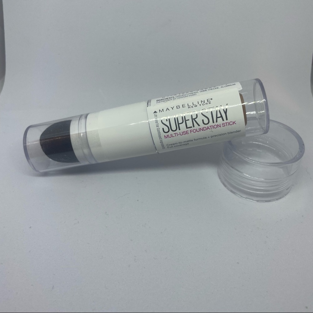 Maybelline New York Super Stay Foundation Stick - Toffee 330